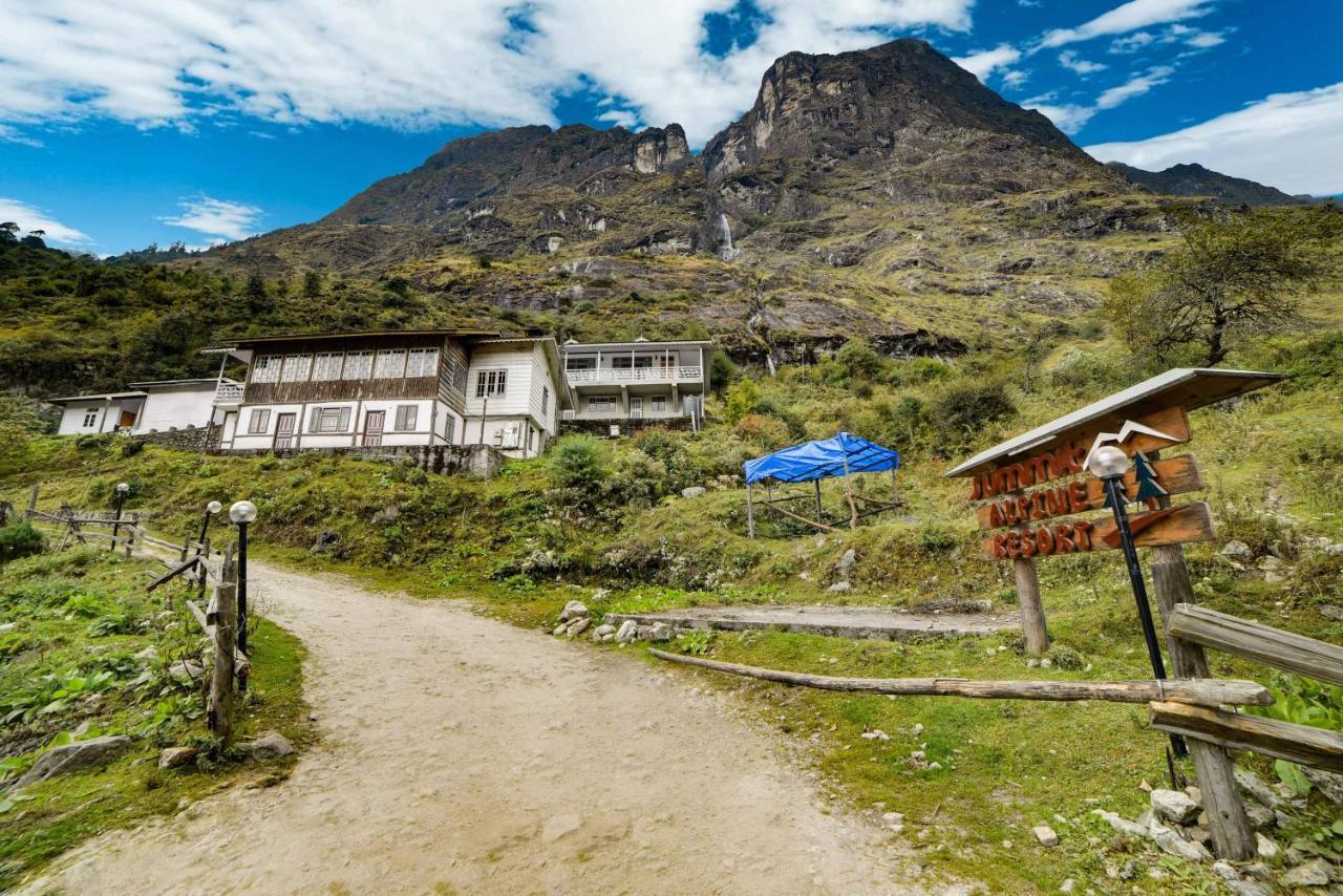 Summit Alpine Resort Lachung Exterior photo